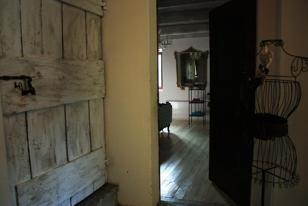 bnb casa Archi Лозон Стая снимка