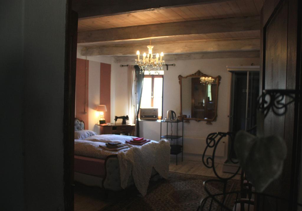 bnb casa Archi Лозон Екстериор снимка